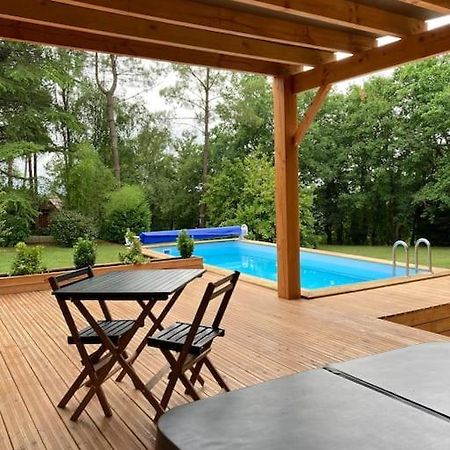 Lodge La Courrege Larche  Екстериор снимка
