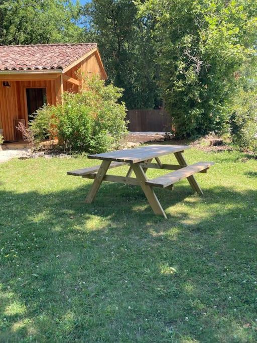 Lodge La Courrege Larche  Екстериор снимка